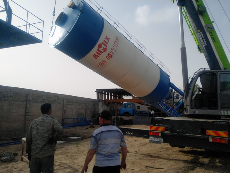 Silo De Cmento Para La Planta Móvil De Concreto