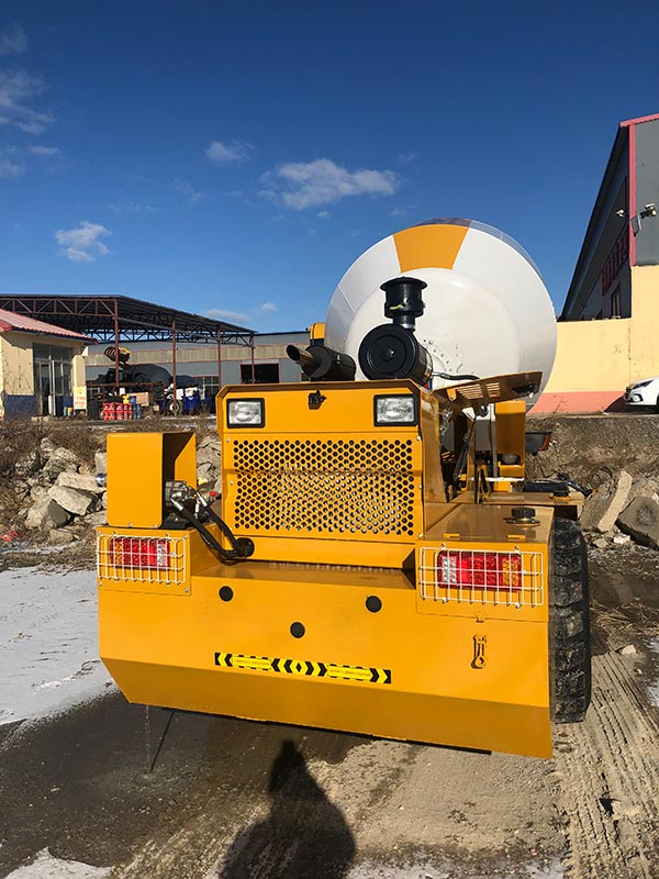 Hormigonera Autocargable Amarilla De 3.5m3