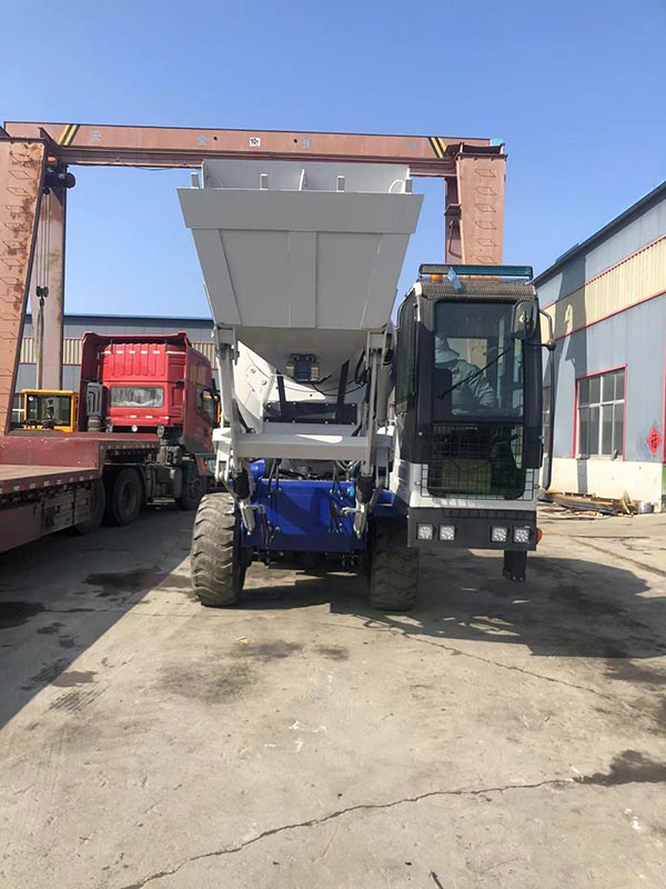 Pala De La Hormigonera Autocargable