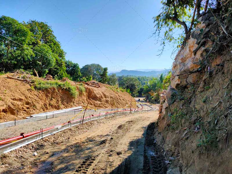 Bomba con Hormigonera para Construcción de Carretera