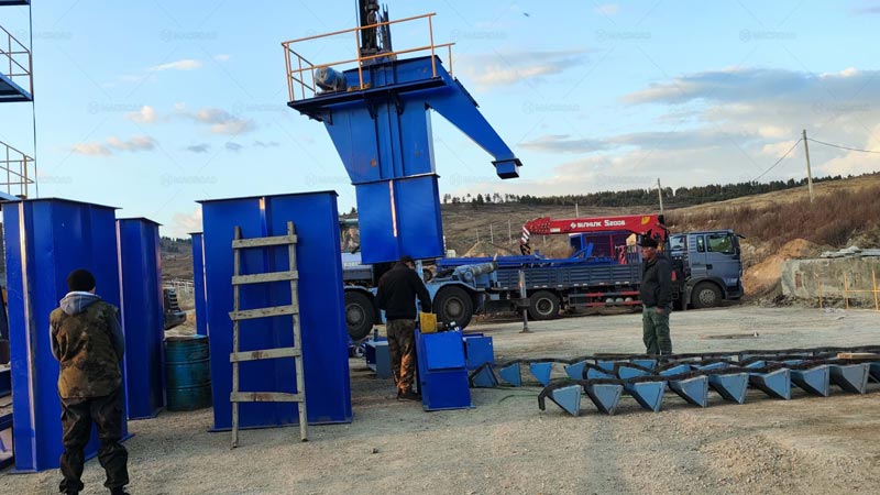 Elevador de Agregados Calientes y Cribas Vibratorias para Macroad Planta de Asfalto