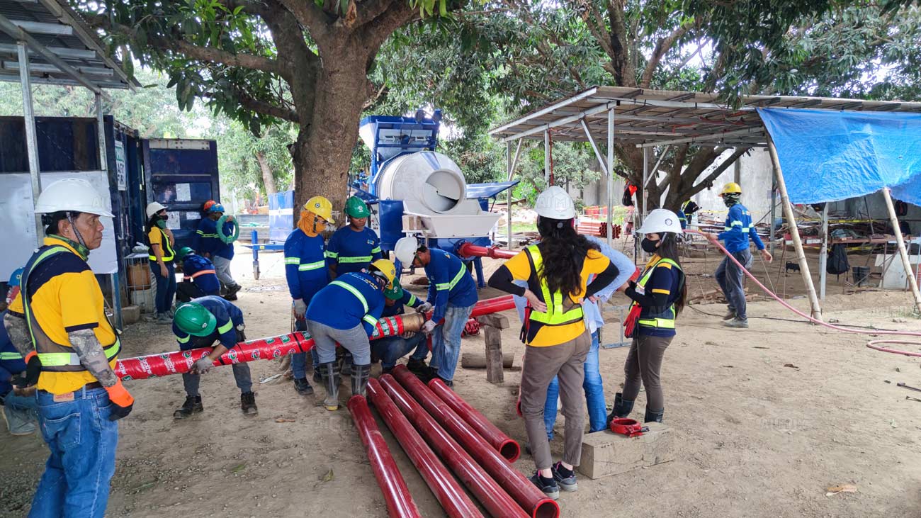Bomba Pequeña de Concreto con Hormigonera en Filipinas