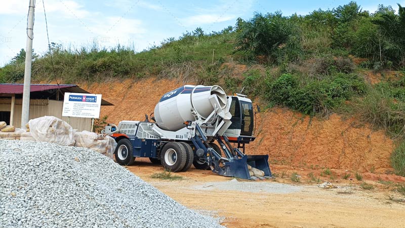 Auto Hormigonera para Producción y Transporte del Hormigón en Obra