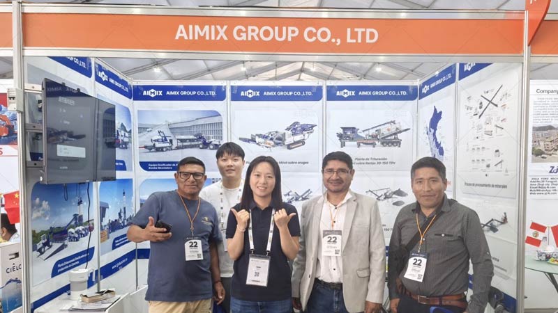 Nuestros Gestores y Clientes Peruanos