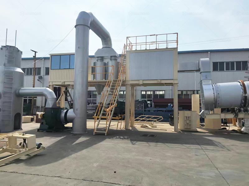 Instalación de la Planta Asfáltica Móvil en la Fábrica de Macroad