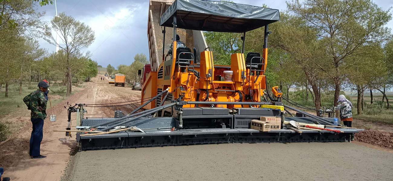 Pavimentadora Asfáltica sobre Orugas para Construcción de Carreteras